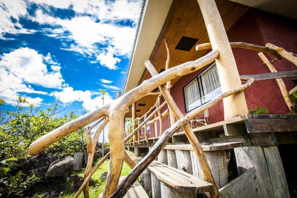 Pikera Uri Eco Lodge Hanga Roa Exterior foto