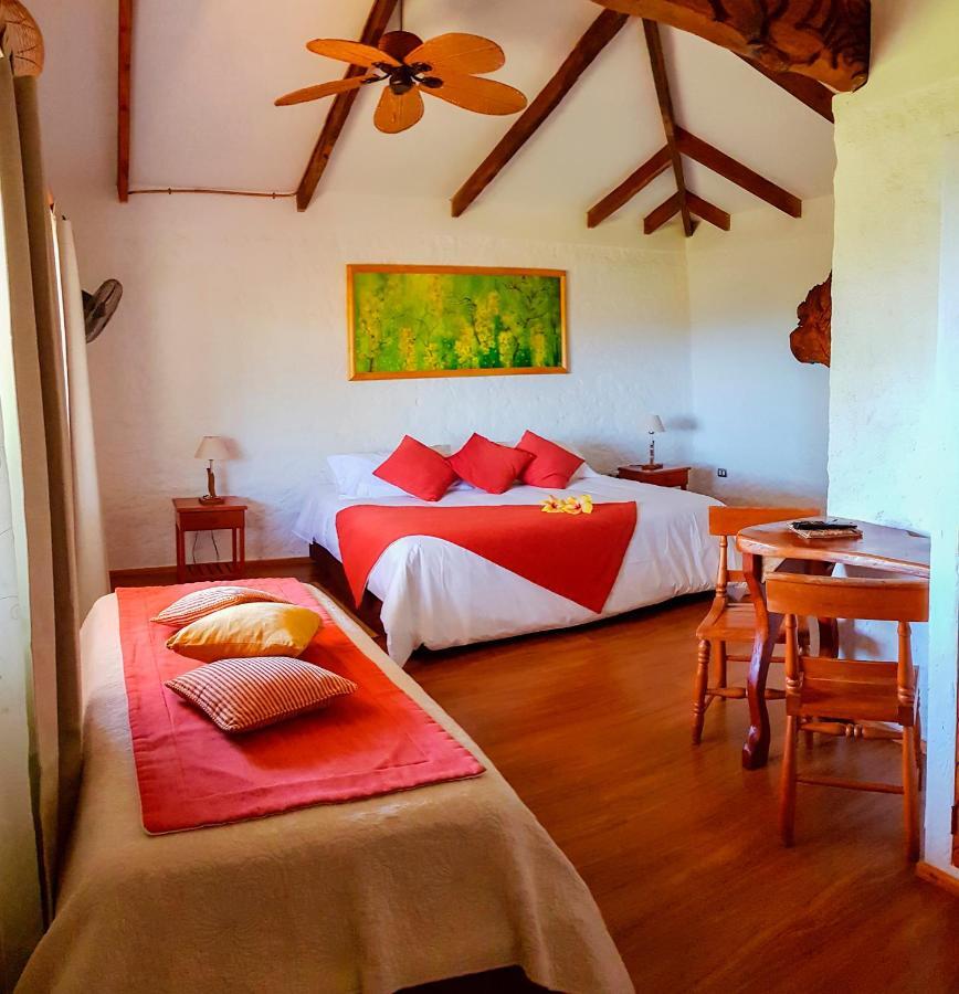 Pikera Uri Eco Lodge Hanga Roa Exterior foto